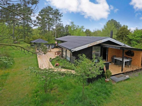 Three-Bedroom Holiday home in Sjællands Odde 3, Yderby